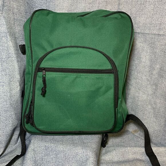 Loaded Picnic camping backpack  - Picture 12 of 12